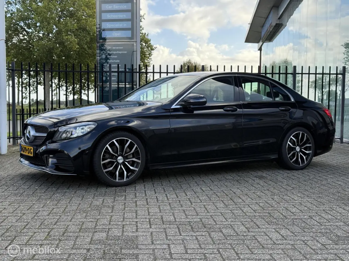 200 Launch Edition Business Line AMG Pano