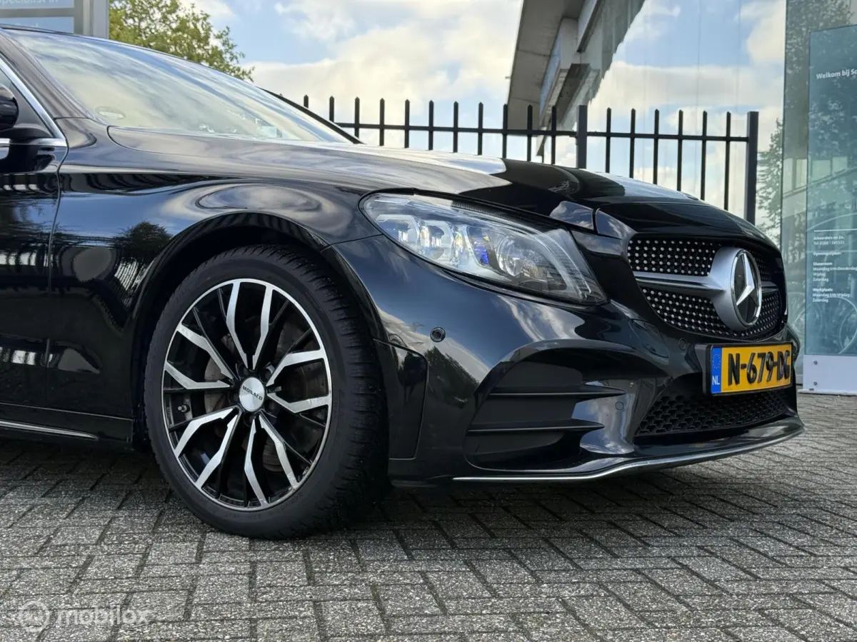 200 Launch Edition Business Line AMG Pano