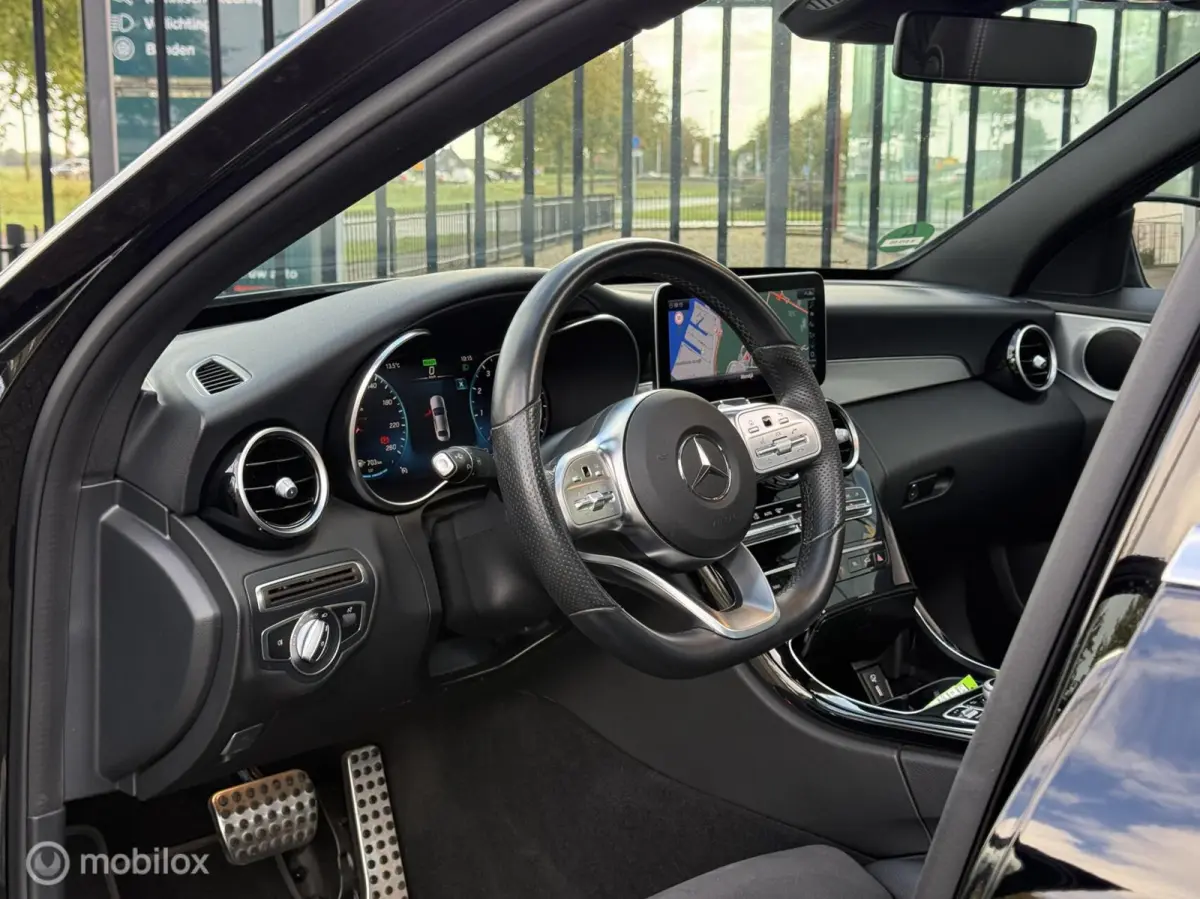 200 Launch Edition Business Line AMG Pano