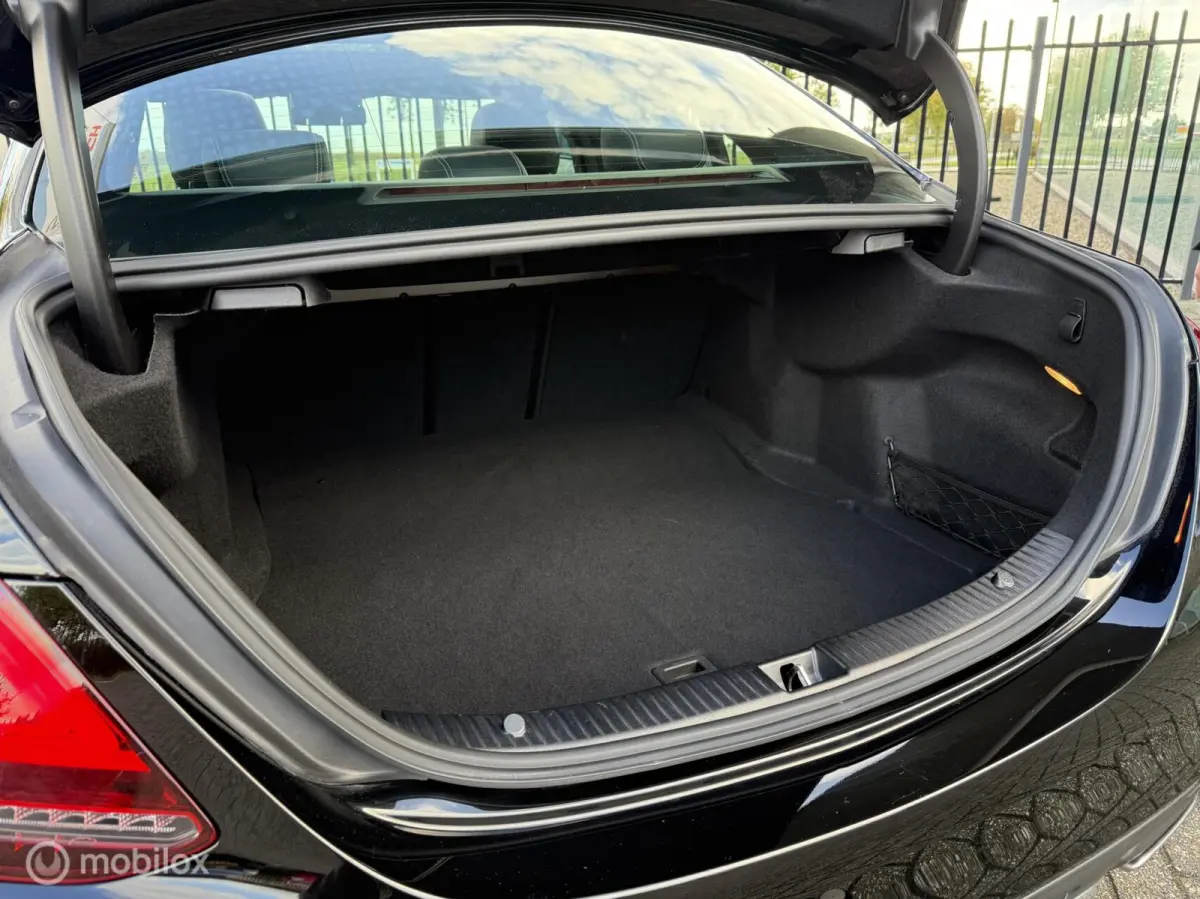 200 Launch Edition Business Line AMG Pano