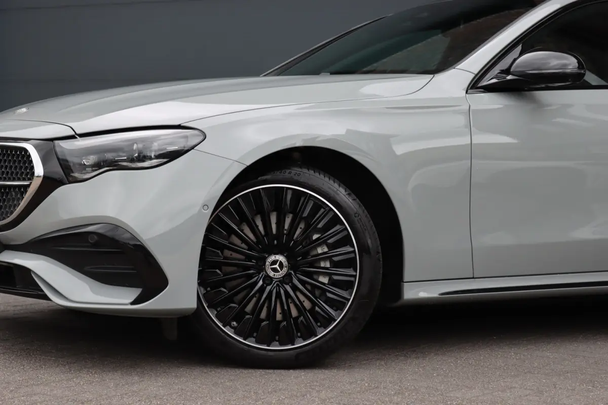 300 e AMG Line | Luchtvering | Hyperscreen | Achterasbesturing | Burmester | Stoelventilatie | Vlakkenverwarming | Massage | Distronic+ | Digital Light |