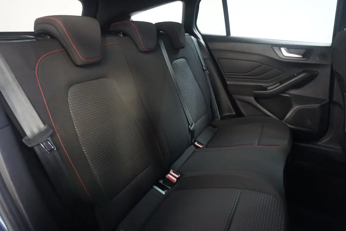 1.0 EcoBoost ST Line Business | Apple Carplay/Android Auto|telefoonintegratie premium | Cruise control | Navigatiesysteem full map