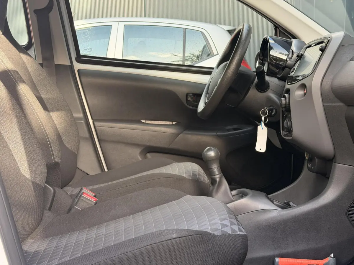 1.0 e-VTi Active| Apple Carplay | Camera | Airco