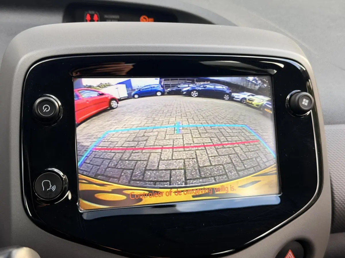 1.0 e-VTi Active| Apple Carplay | Camera | Airco