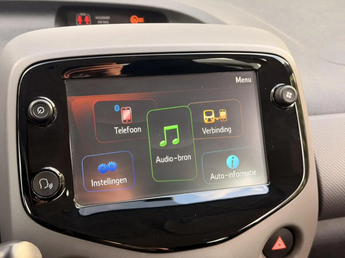 1.0 e-VTi Active| Apple Carplay | Camera | Airco