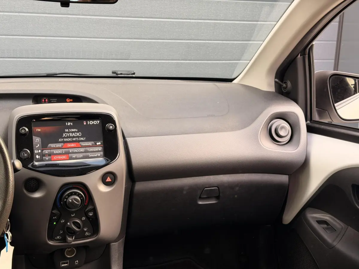 1.0 e-VTi Active| Apple Carplay | Camera | Airco