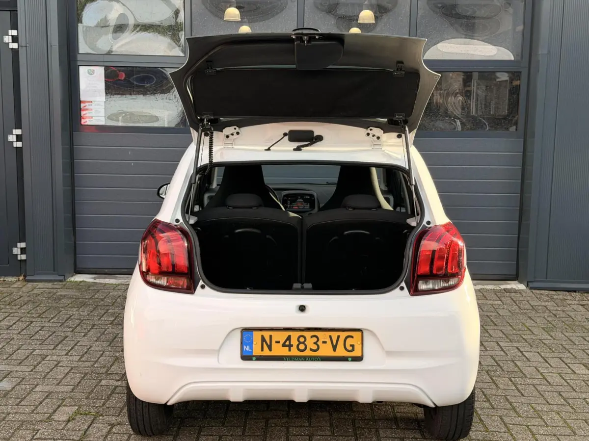 1.0 e-VTi Active| Apple Carplay | Camera | Airco