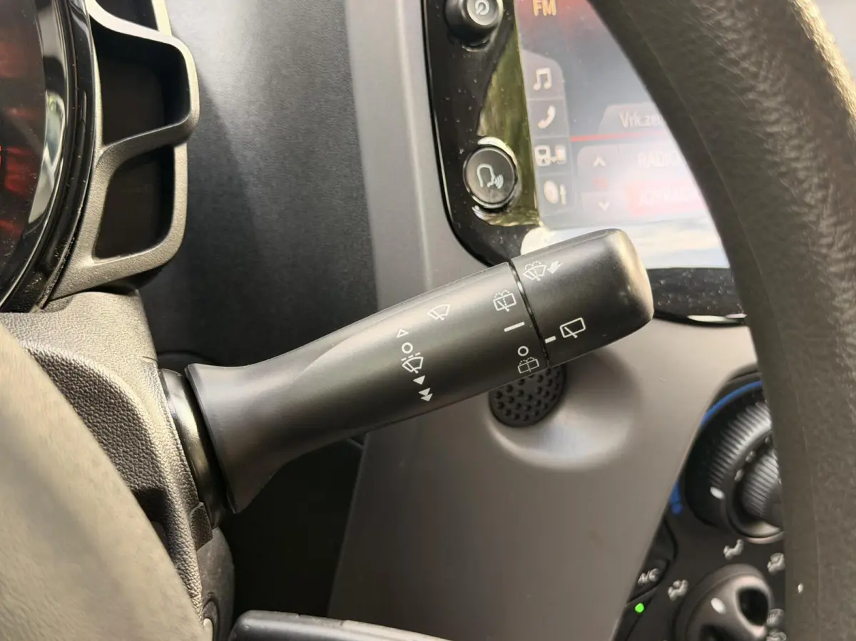 1.0 e-VTi Active| Apple Carplay | Camera | Airco