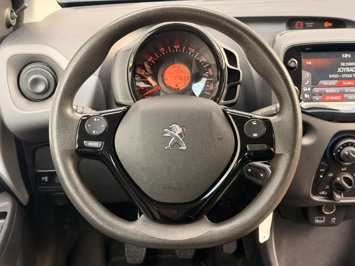 1.0 e-VTi Active| Apple Carplay | Camera | Airco
