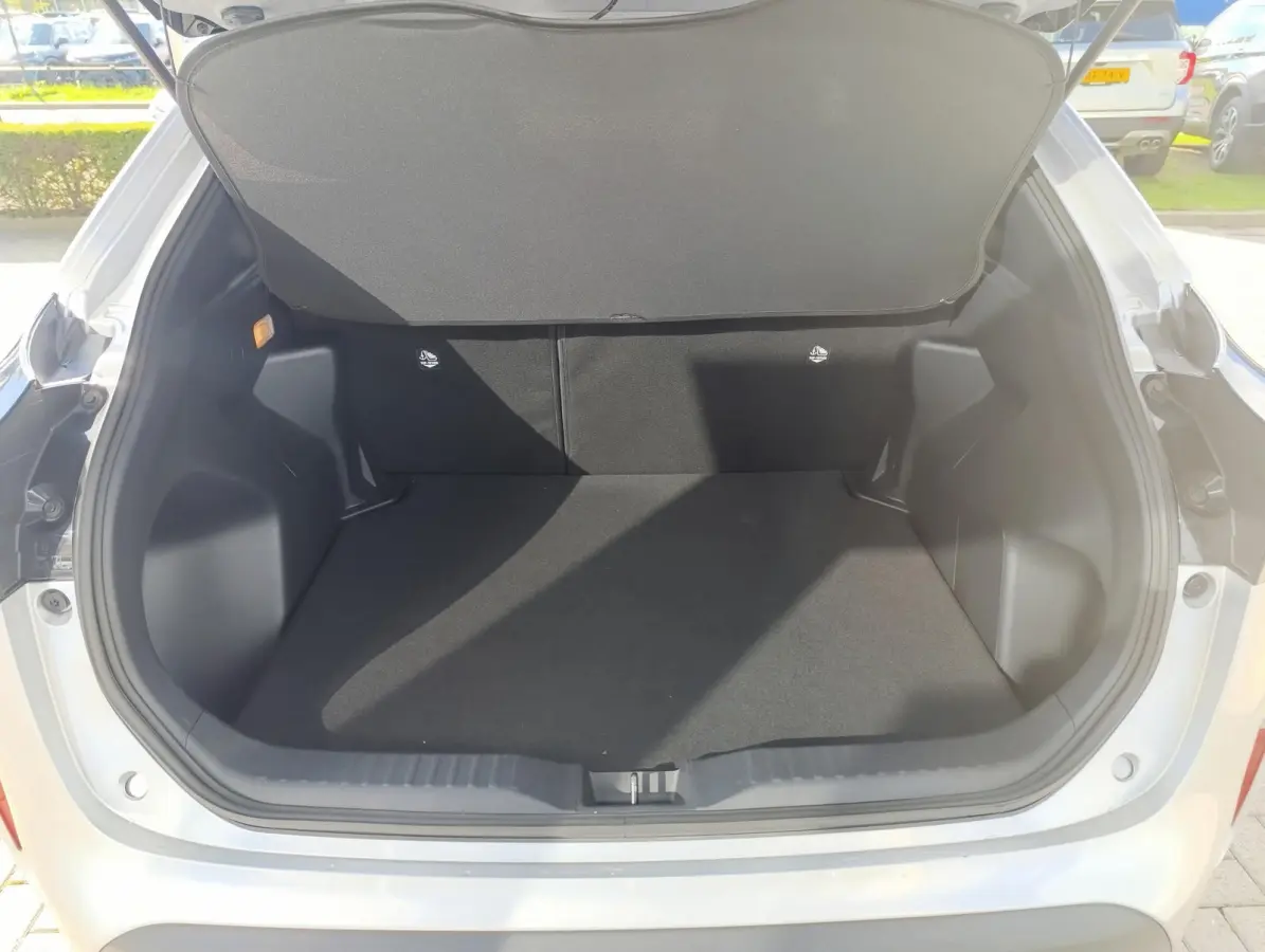 1.5 Hybrid Dynamic | Cruise Control | Climate Control | Metallic lak | 17" LMV