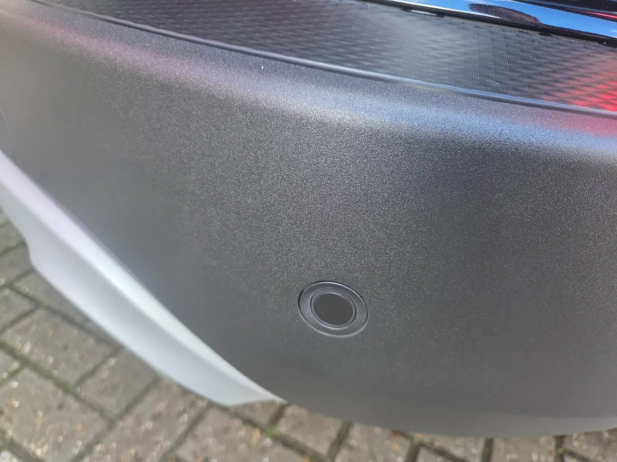2.5 PHEV Titanium Navigatie/ Parkeersensoren V + A/ Stoelverwarming/ Rijklaarpijs!