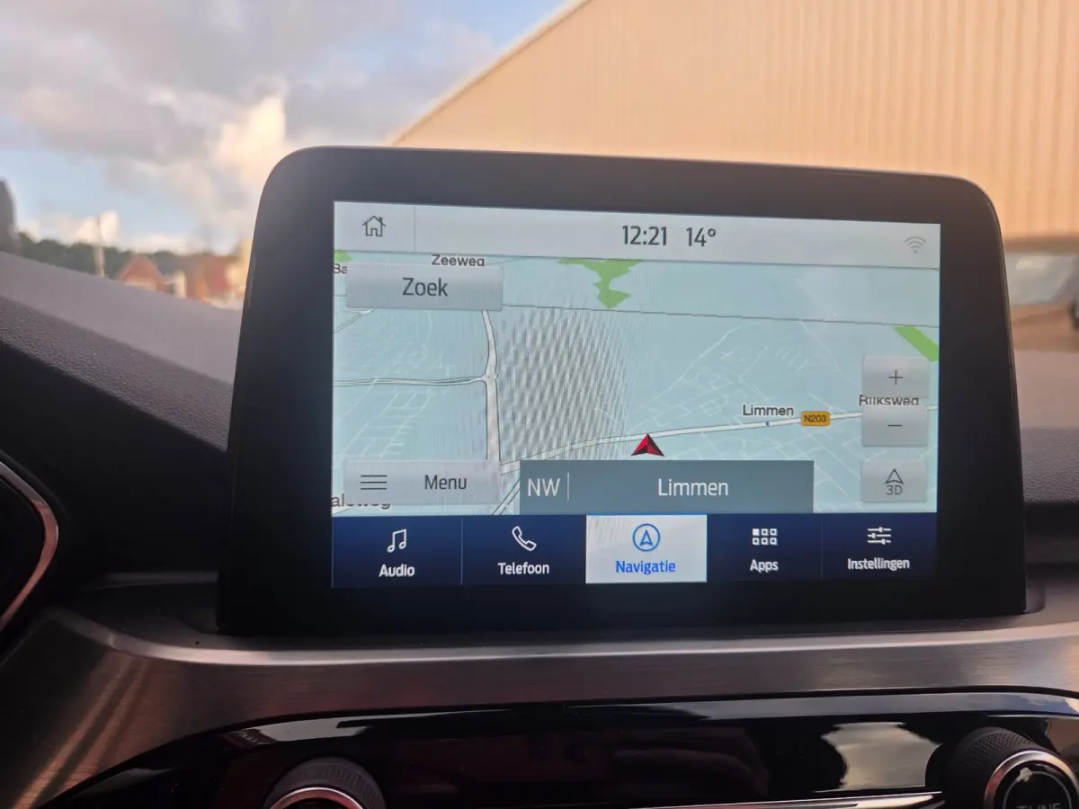2.5 PHEV Titanium Navigatie/ Parkeersensoren V + A/ Stoelverwarming/ Rijklaarpijs!