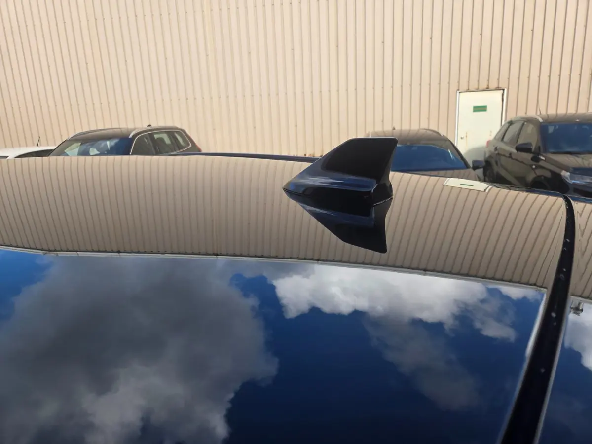 2.5 PHEV Titanium Navigatie/ Parkeersensoren V + A/ Stoelverwarming/ Rijklaarpijs!
