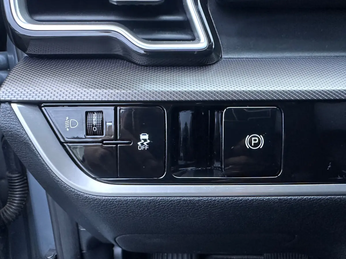 1.6 T-GDi MHEV DynamicLine 150PK | Climate Control | NAVI | Camera | Stoel- & stuurverwarming