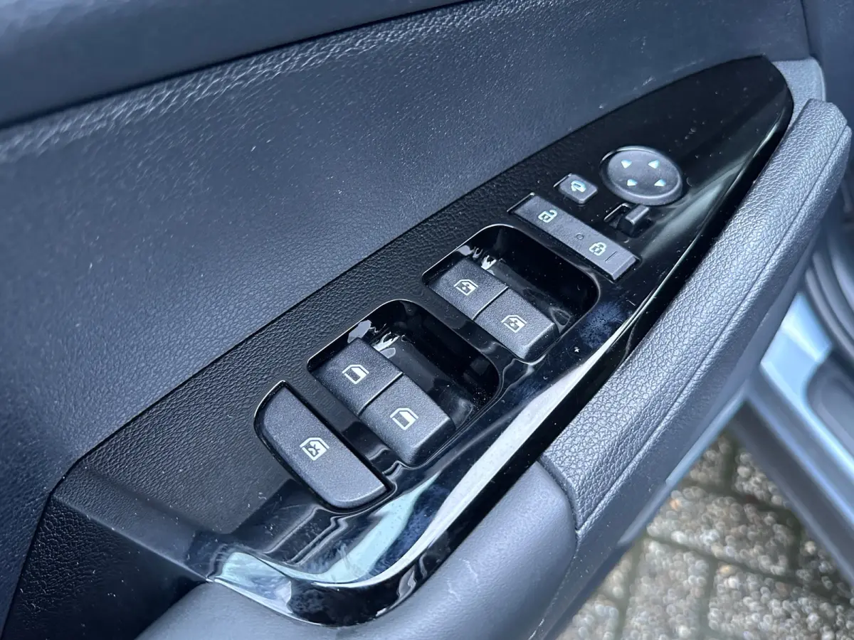 1.6 T-GDi MHEV DynamicLine 150PK | Climate Control | NAVI | Camera | Stoel- & stuurverwarming