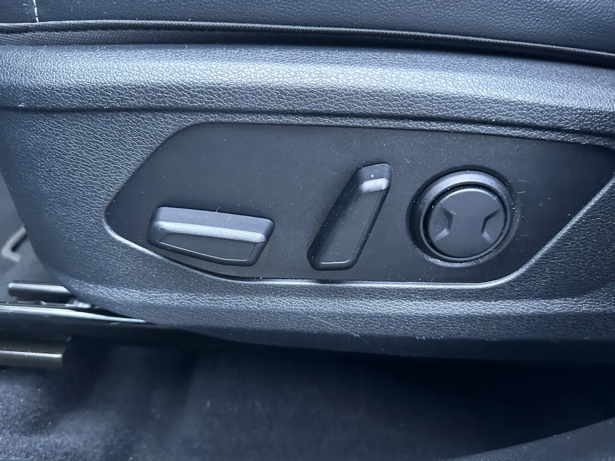 1.6 T-GDi MHEV DynamicLine 150PK | Climate Control | NAVI | Camera | Stoel- & stuurverwarming