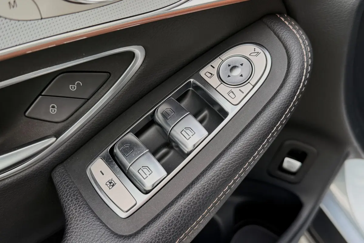 400 4MATIC Edition 1886 80 kWh BURMESTER SFEER SUNROOF TREKHAAK VOL!