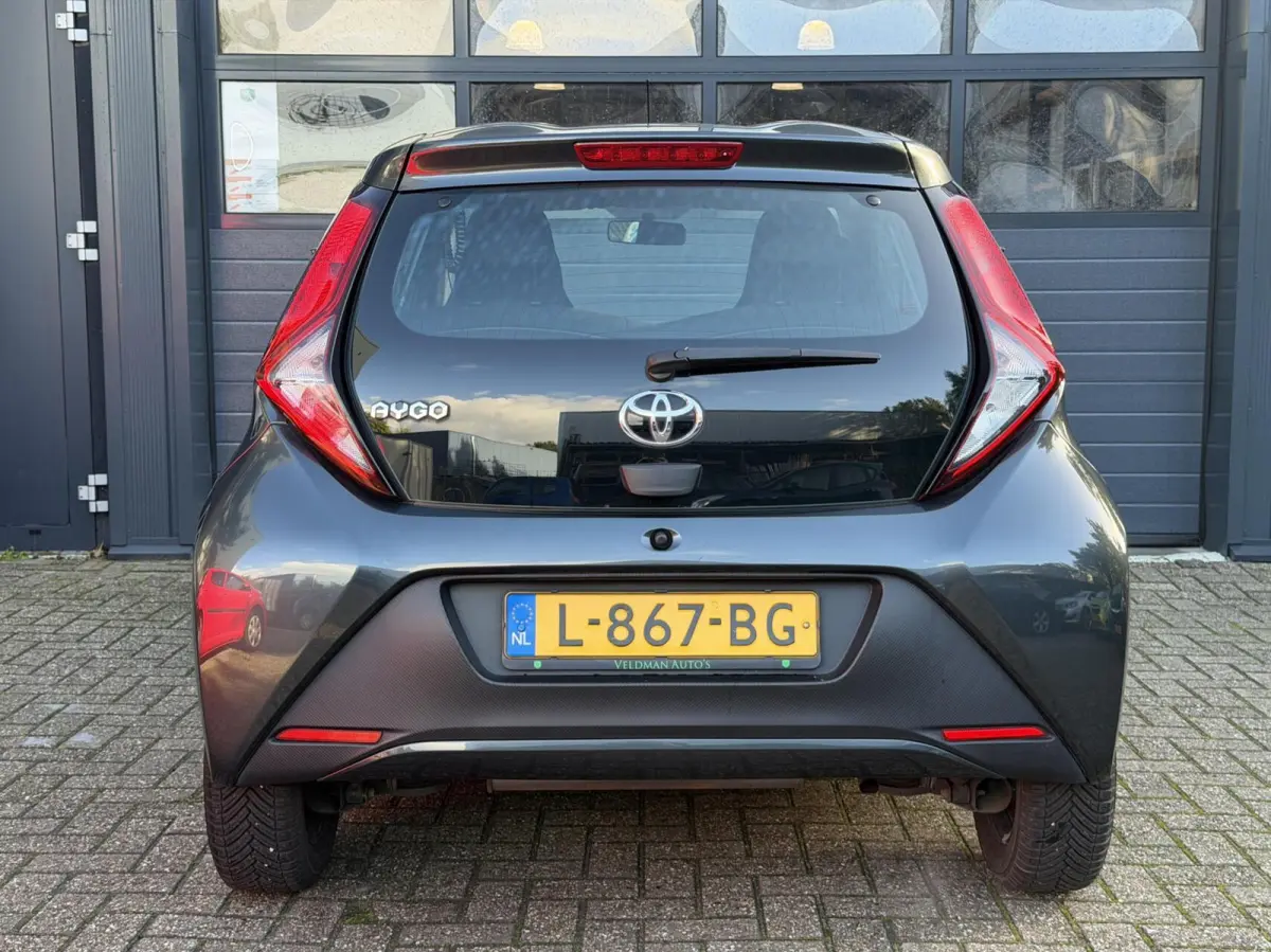 1.0 VVT-i x-fun | Airco | Cruise | Zuinig
