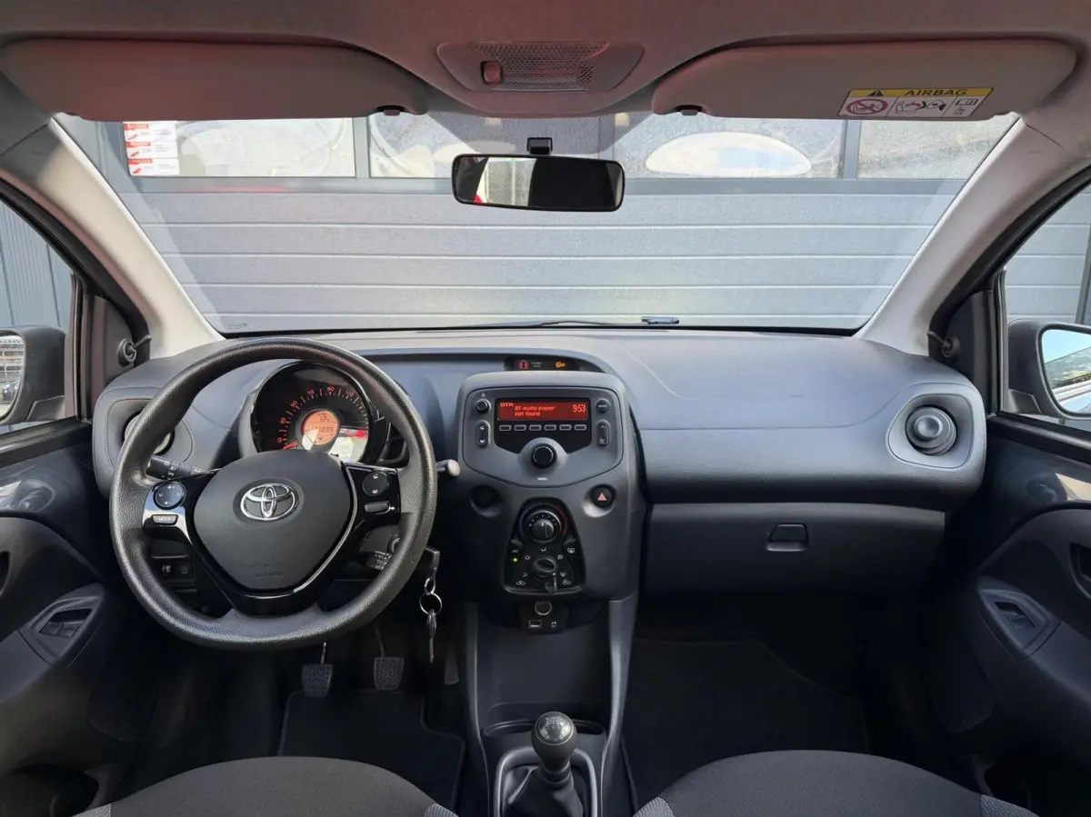 1.0 VVT-i x-fun | Airco | Cruise | Zuinig