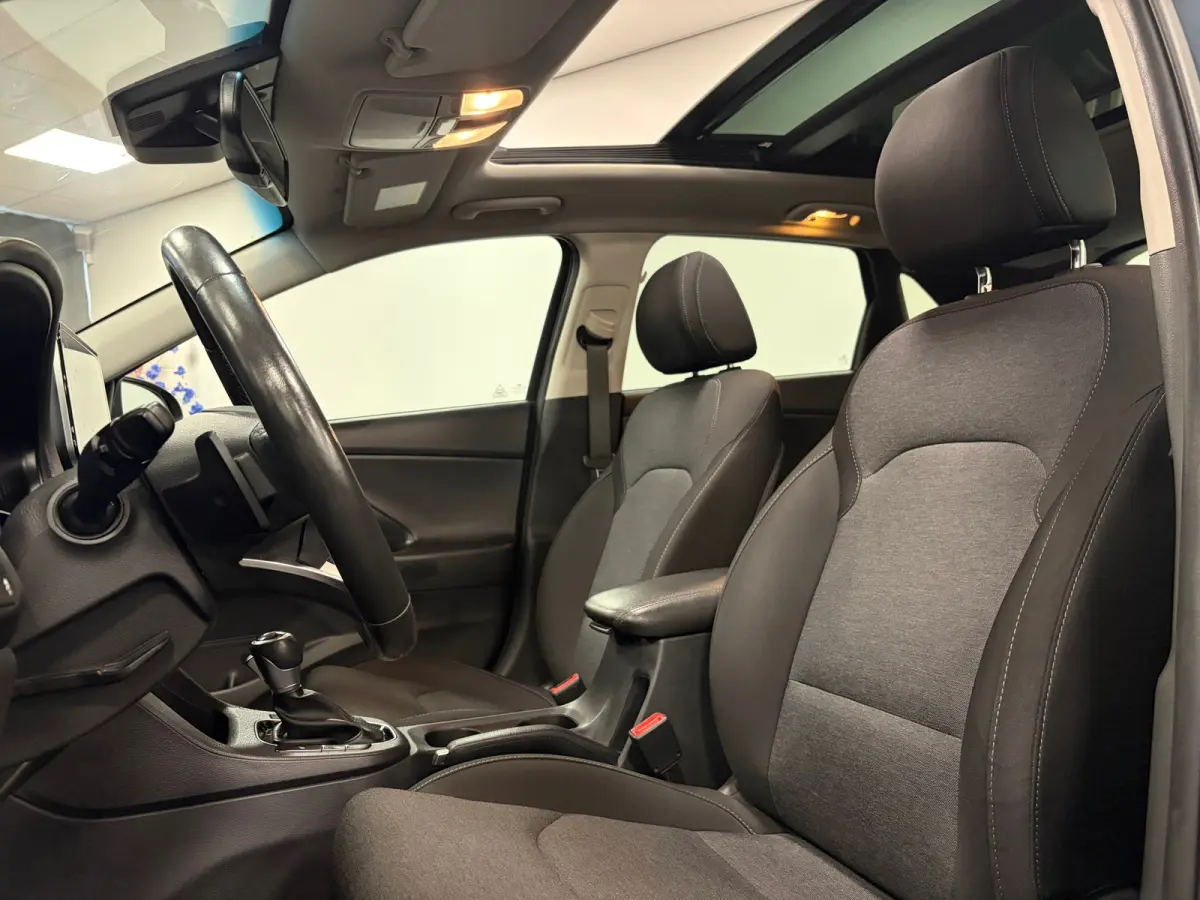 1.0 T-GDi MHEV Comfort*Automaat*Pano*Cruise-Control*PDC*Apple-Carplay*