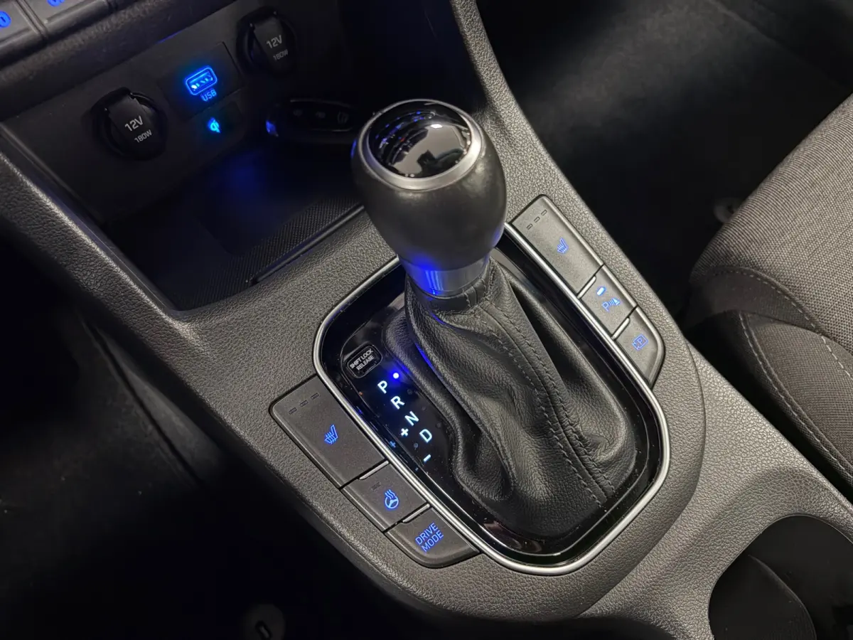 1.0 T-GDi MHEV Comfort*Automaat*Pano*Cruise-Control*PDC*Apple-Carplay*