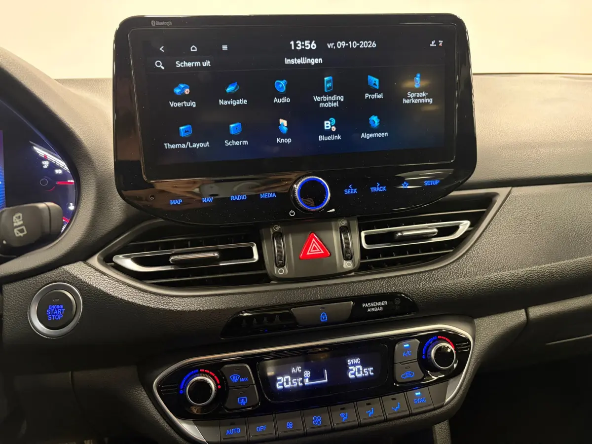 1.0 T-GDi MHEV Comfort*Automaat*Pano*Cruise-Control*PDC*Apple-Carplay*