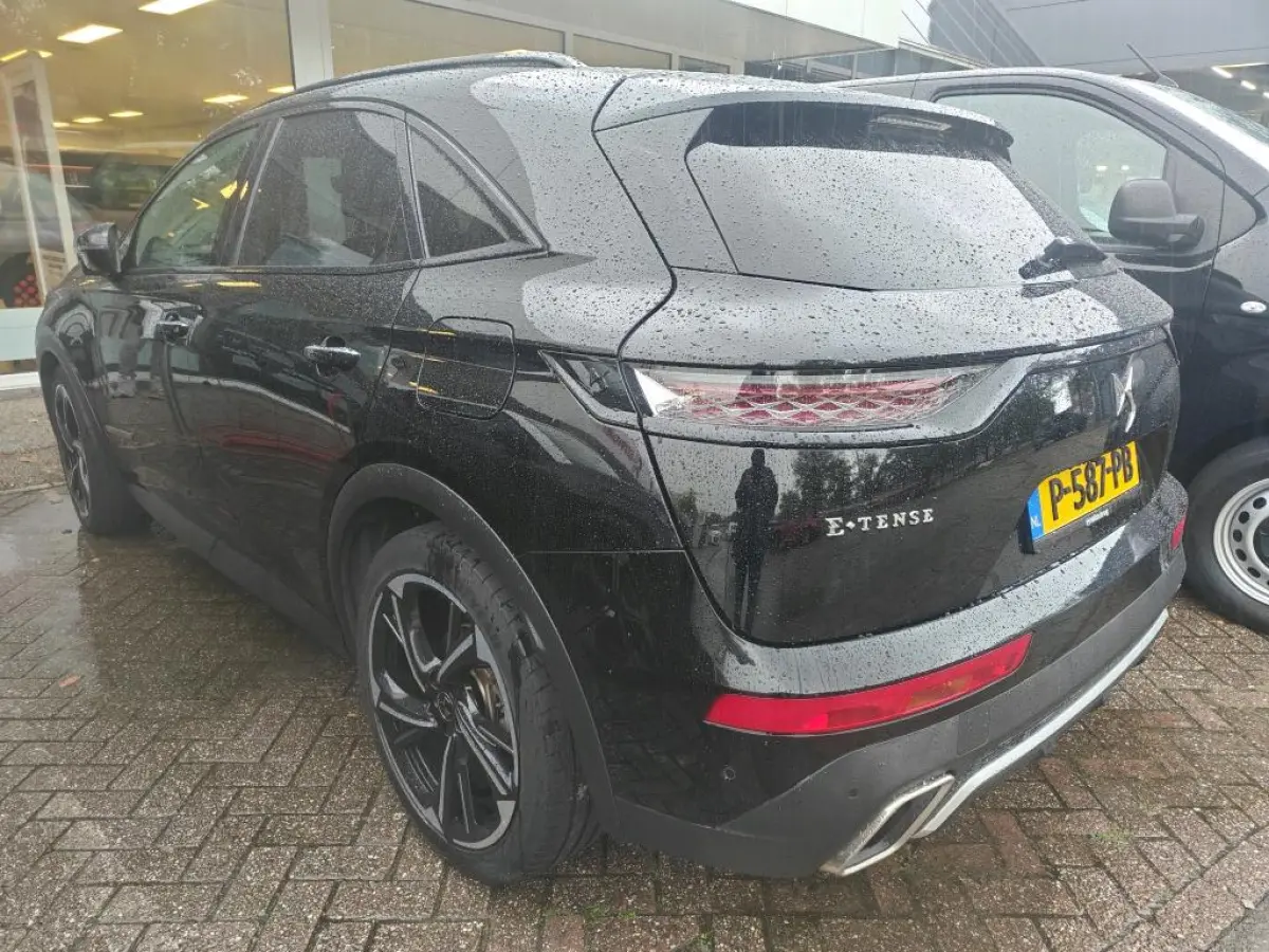 E-Tense Louvre FULL OPTION | Carplay | Panormadak | Premium Audio | 360* Graden Camera | Elek. Stoelen Met Geheugenfunctie | Stoelverwarming | Stoelmassage | 20" Lichtmetalen Velgen | Elek. 