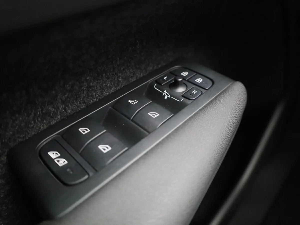 Core LED-KOPLAMPEN | NAVIGATIE | CARPLAY | ANDROID AUTO | ACHTERUITRIJCAMERA | GOOGLE NAVIGATIE