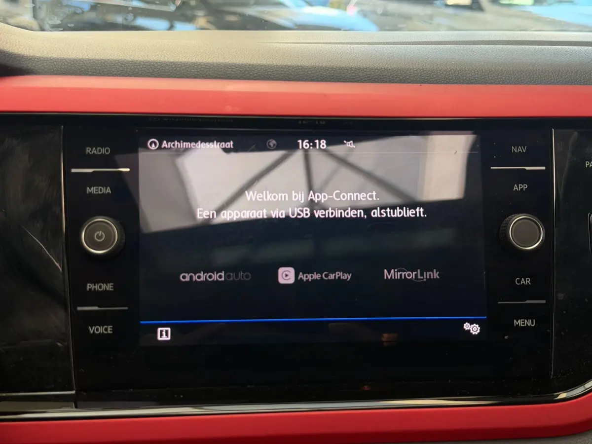 1.0 TSI Beats / panorama dak / CarPlay / navi /