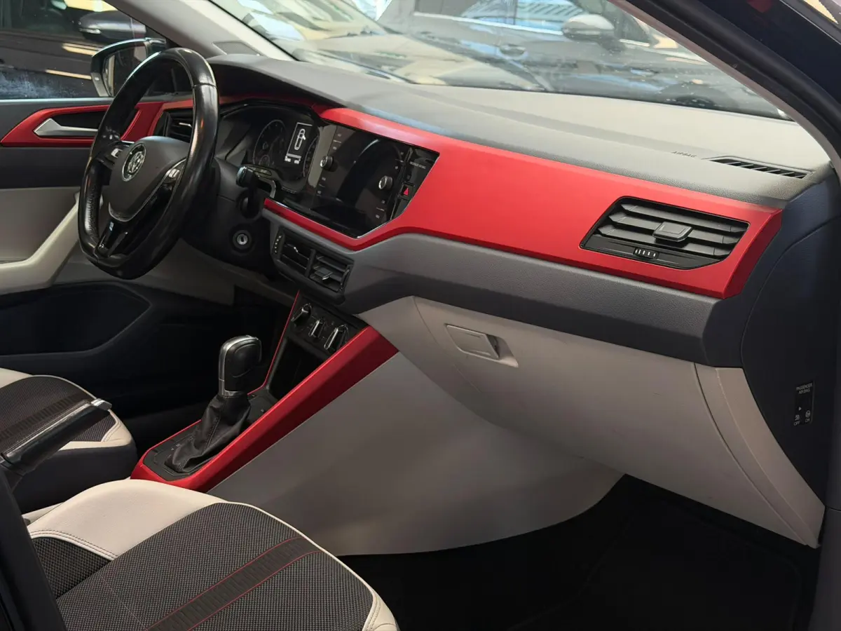 1.0 TSI Beats / panorama dak / CarPlay / navi /