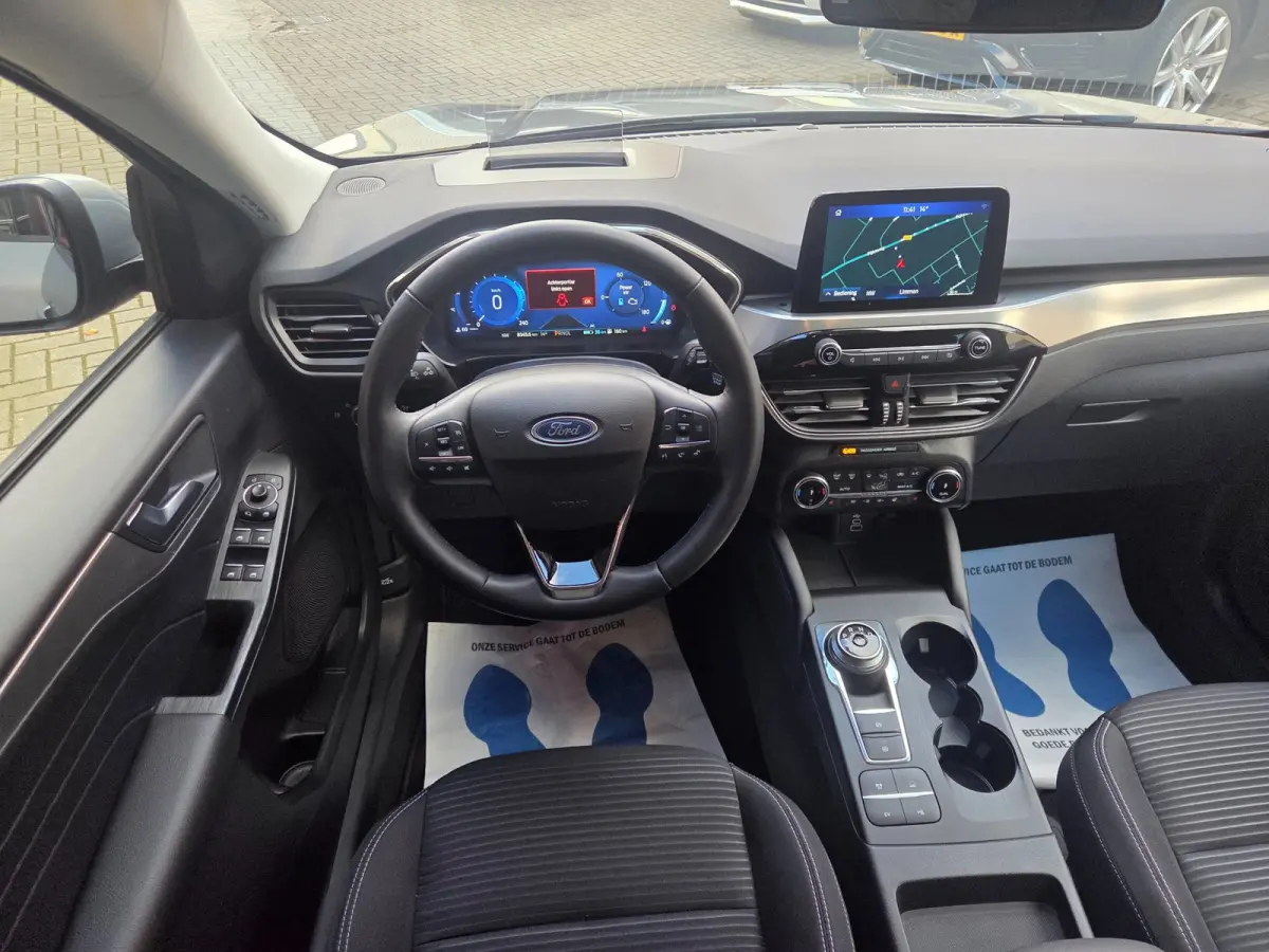 2.5 PHEV Titanium Winterpack/ Navigatie/ Parkeersensoren V + A/ Stoelverwarming/ Rijklaarpijs!
