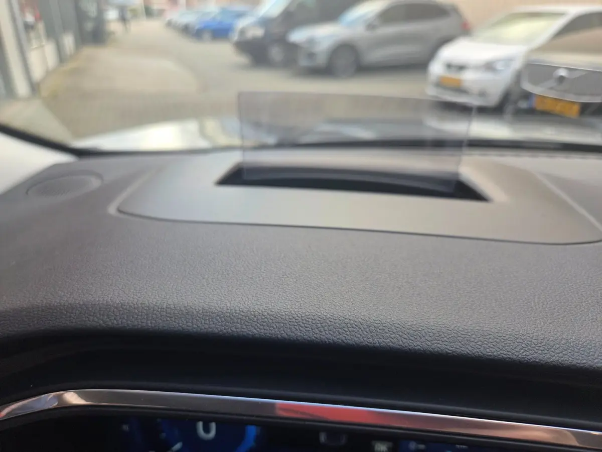 2.5 PHEV Titanium Winterpack/ Navigatie/ Parkeersensoren V + A/ Stoelverwarming/ Rijklaarpijs!