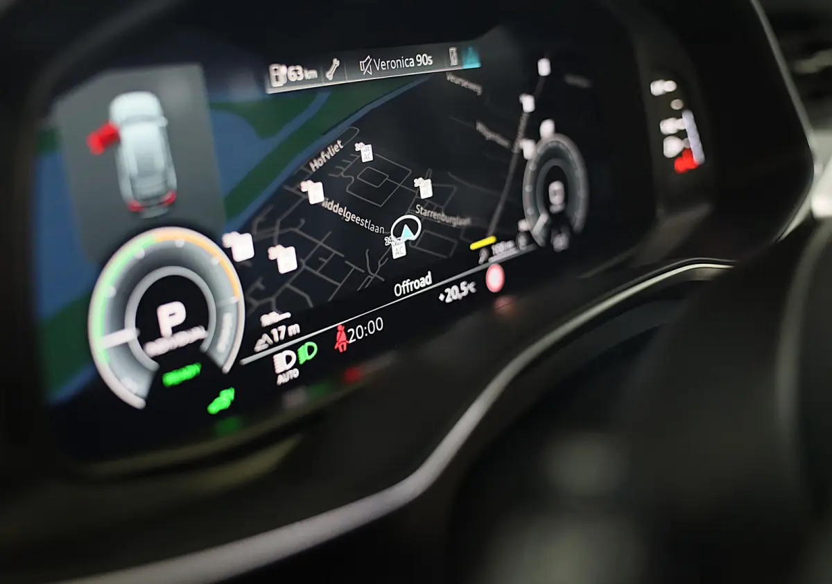 55 TFSI e Quattro RS6 Look / Head Up / B & O / Elek Stoelen / Memory / Acc / F1 / Lane Assist / Open Pano / 22 Inch
