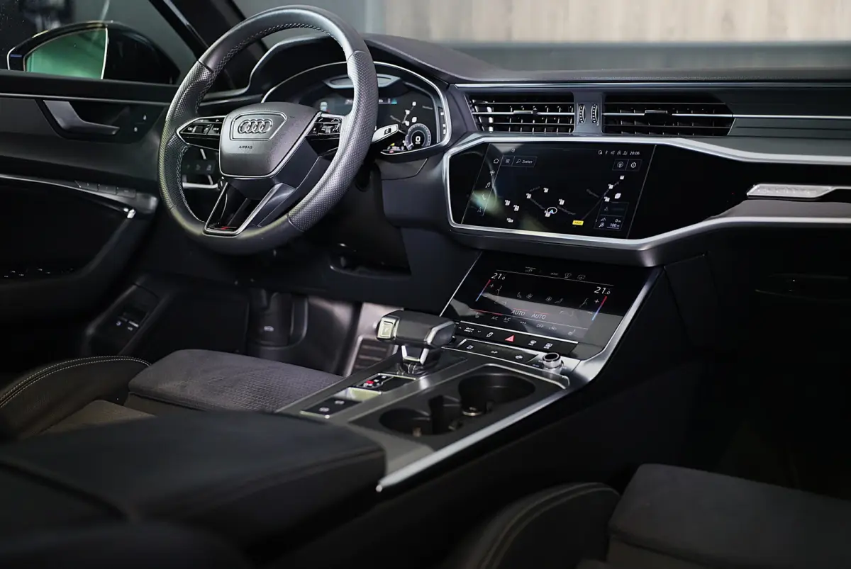 55 TFSI e Quattro RS6 Look / Head Up / B & O / Elek Stoelen / Memory / Acc / F1 / Lane Assist / Open Pano / 22 Inch