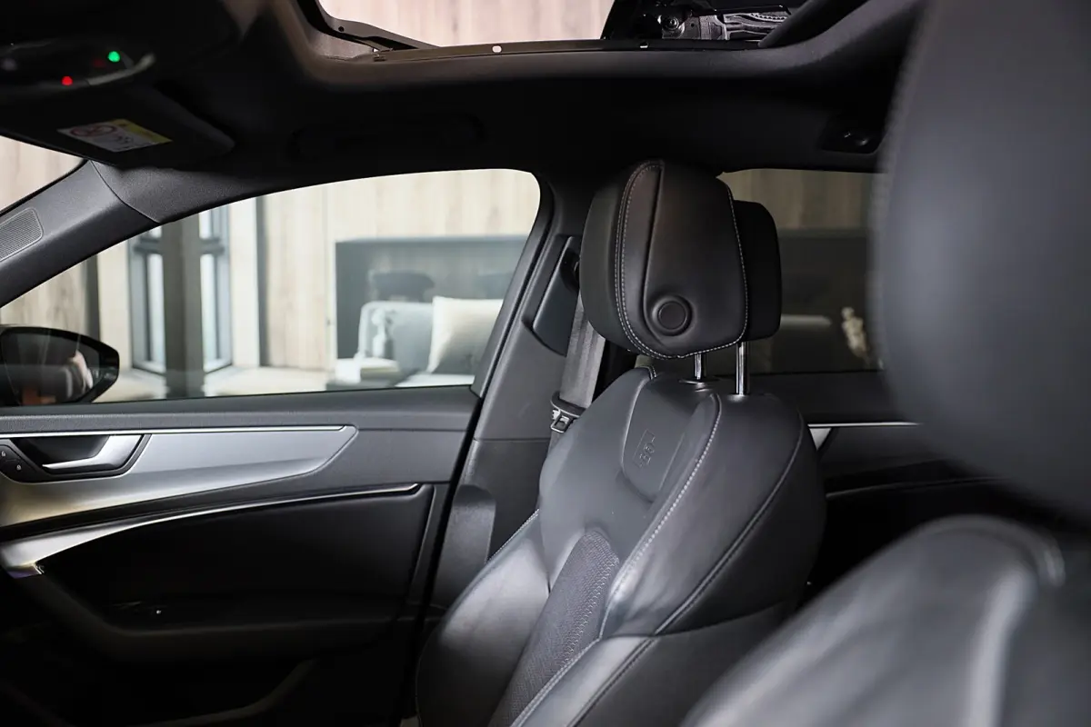 55 TFSI e Quattro RS6 Look / Head Up / B & O / Elek Stoelen / Memory / Acc / F1 / Lane Assist / Open Pano / 22 Inch