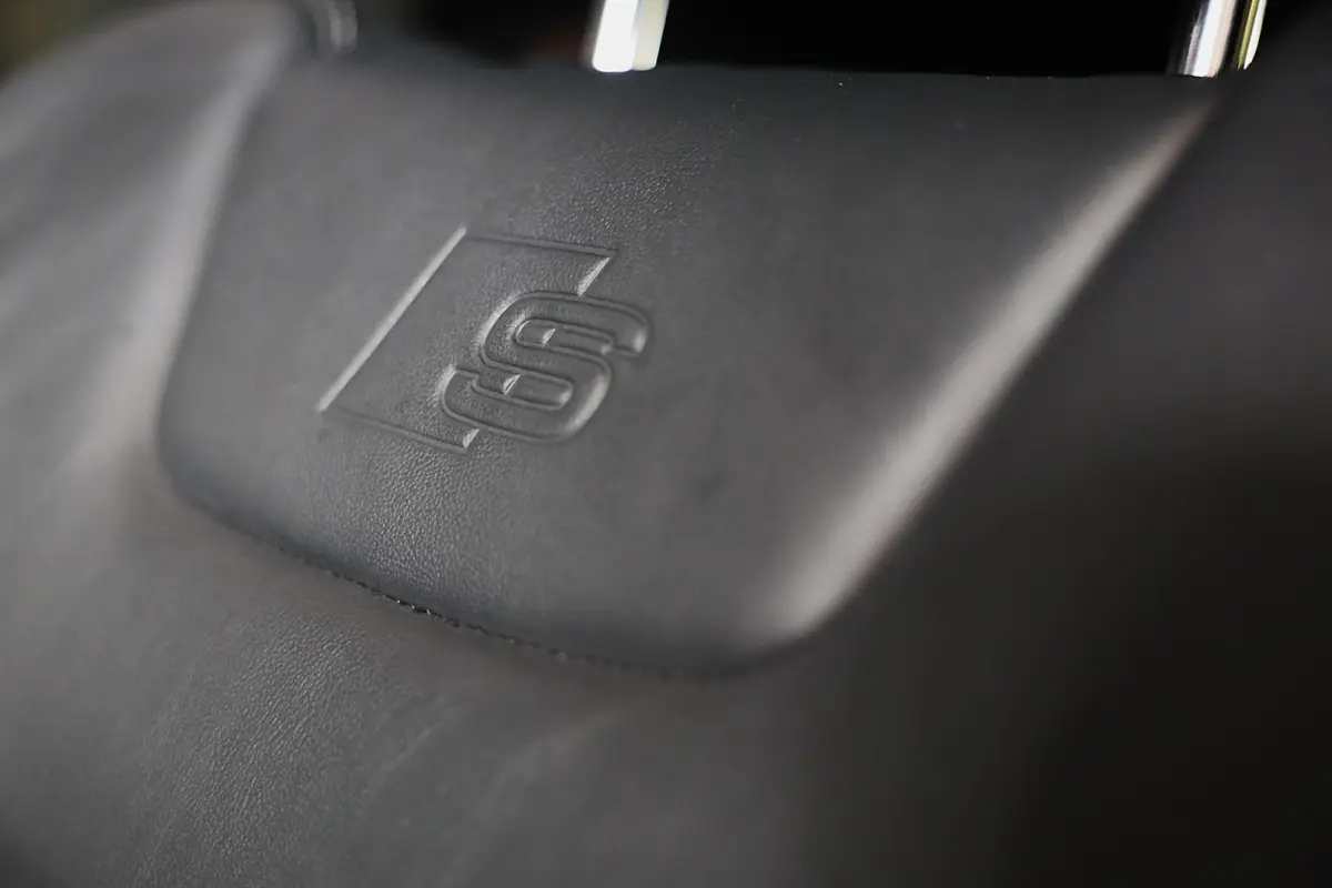 55 TFSI e Quattro RS6 Look / Head Up / B & O / Elek Stoelen / Memory / Acc / F1 / Lane Assist / Open Pano / 22 Inch