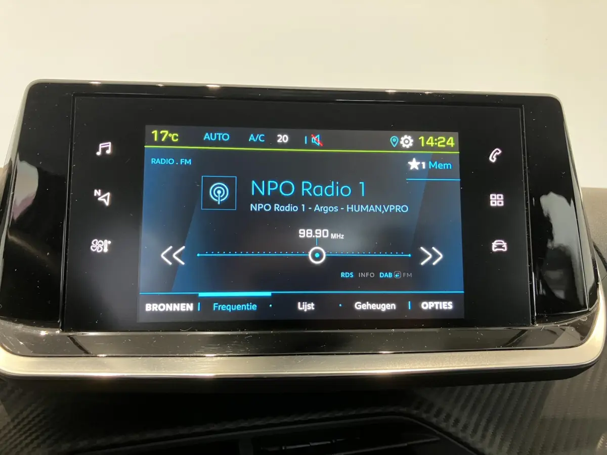 EV Allure Pack 50 kWh l Trekhaak l Apple carplay & Android auto l Stoelverwarming l 91.9% SoH |