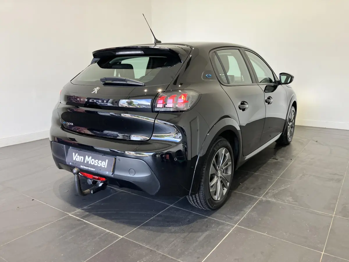 EV Allure Pack 50 kWh l Trekhaak l Apple carplay & Android auto l Stoelverwarming l 91.9% SoH |