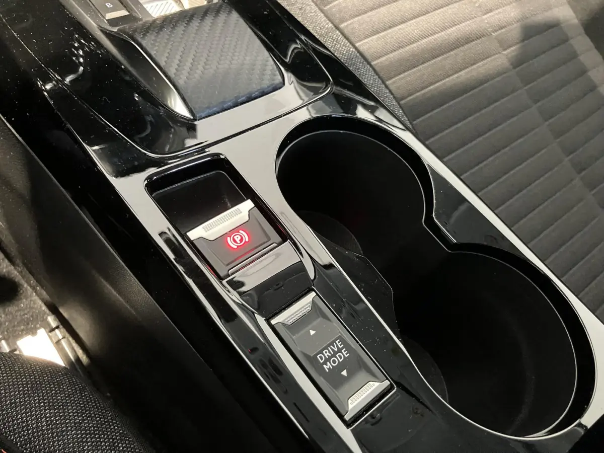 EV Allure Pack 50 kWh l Trekhaak l Apple carplay & Android auto l Stoelverwarming l 91.9% SoH |