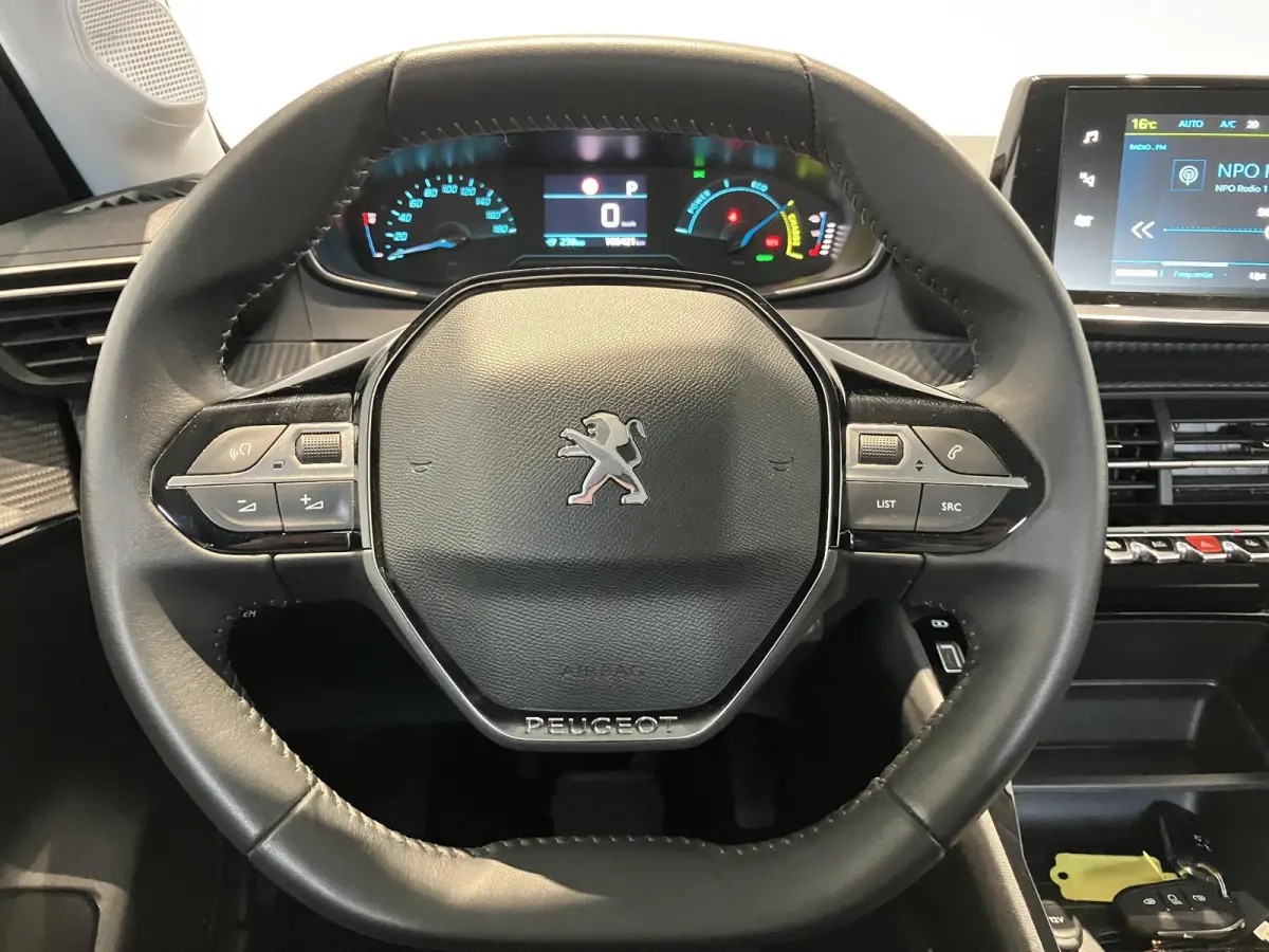 EV Allure Pack 50 kWh l Trekhaak l Apple carplay & Android auto l Stoelverwarming l 91.9% SoH |
