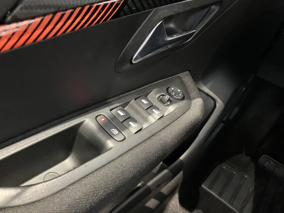 EV Allure Pack 50 kWh l Trekhaak l Apple carplay & Android auto l Stoelverwarming l 91.9% SoH |