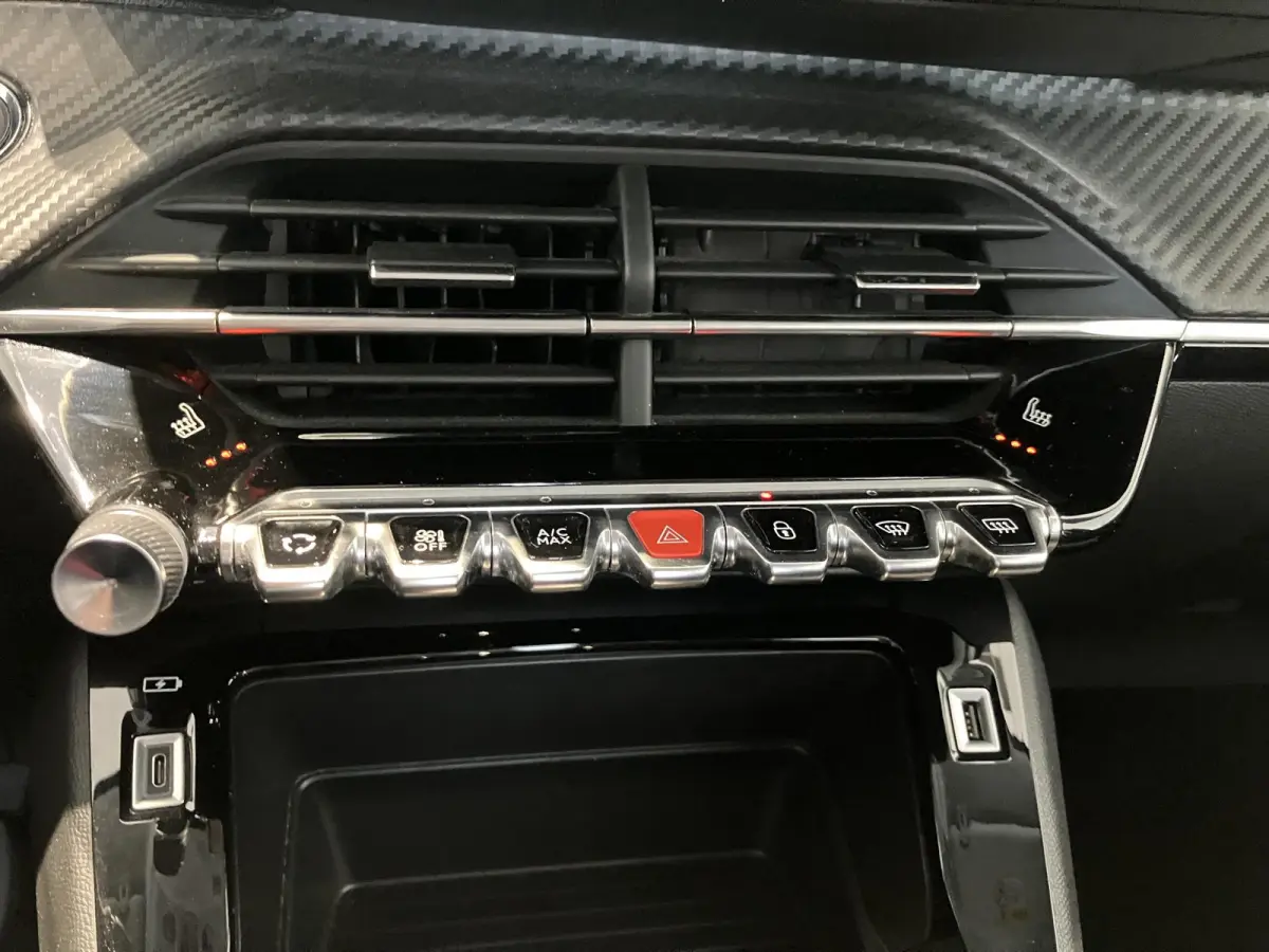 EV Allure Pack 50 kWh l Trekhaak l Apple carplay & Android auto l Stoelverwarming l 91.9% SoH |