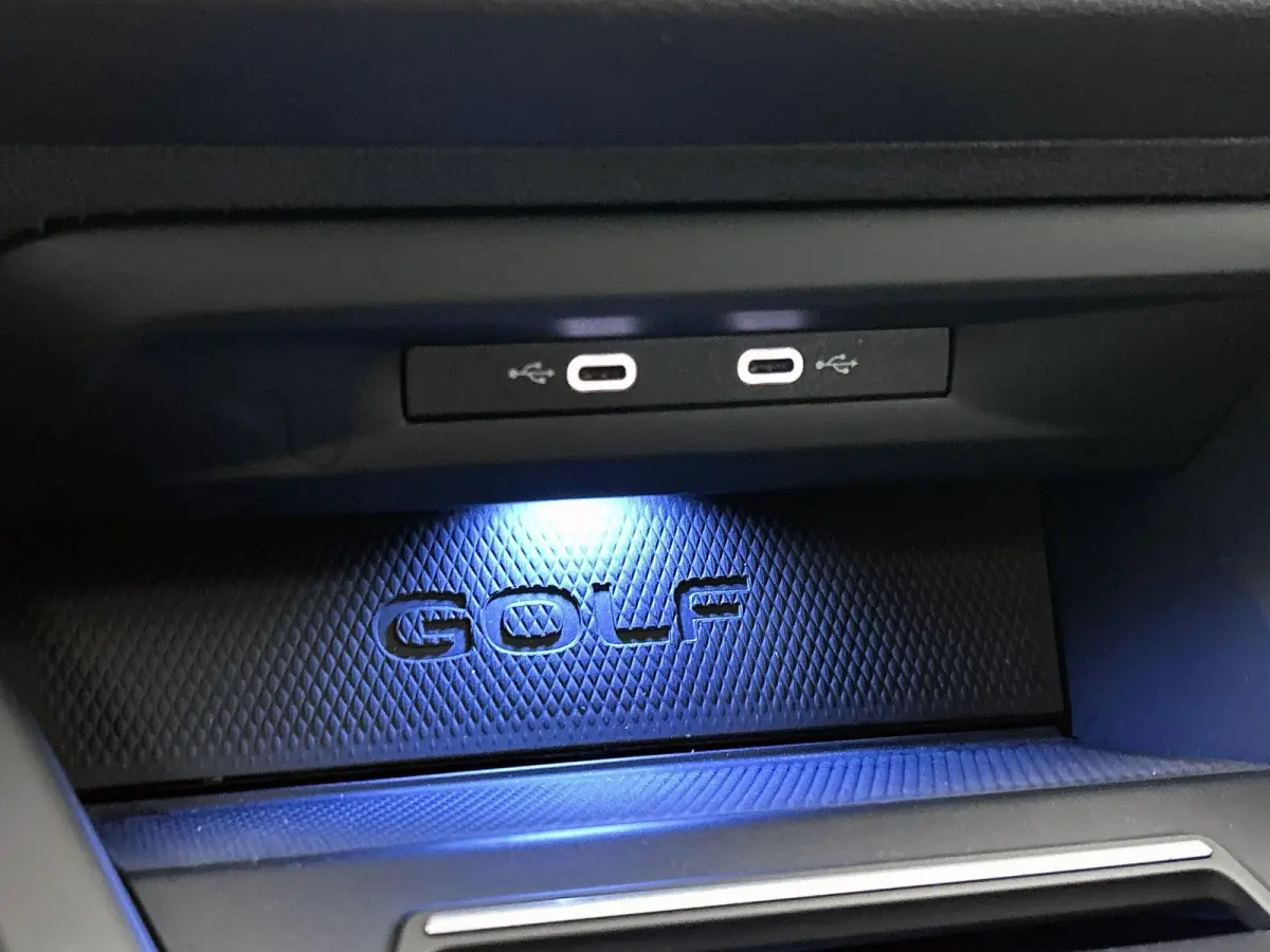 1.4 eHybrid GTE | 245 PK | SoH ... | Stoel en Stuurwielverwarming | Head-Up Display | Digital Cockpit | Parkeercamera | Park Assist | App Connect / Android Auto