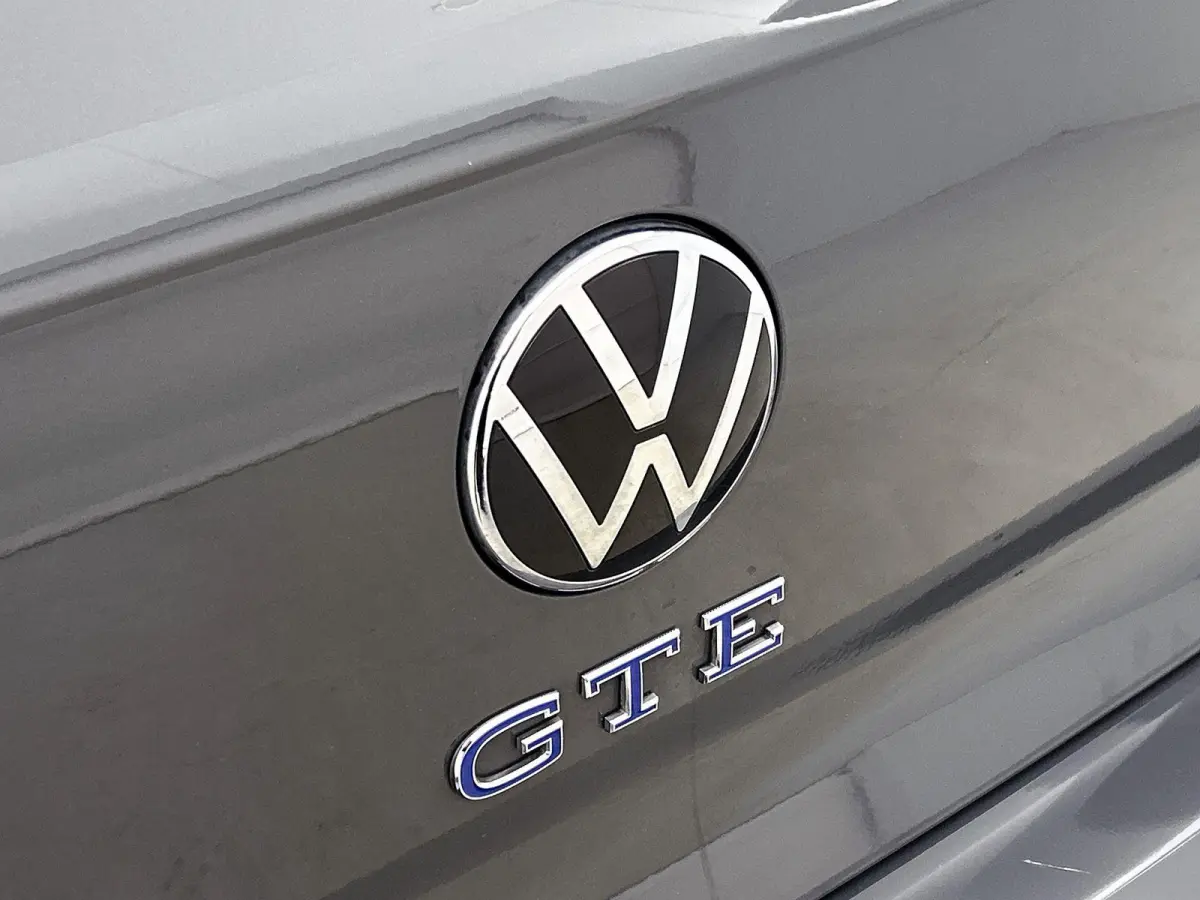 1.4 eHybrid GTE | 245 PK | SoH ... | Stoel en Stuurwielverwarming | Head-Up Display | Digital Cockpit | Parkeercamera | Park Assist | App Connect / Android Auto