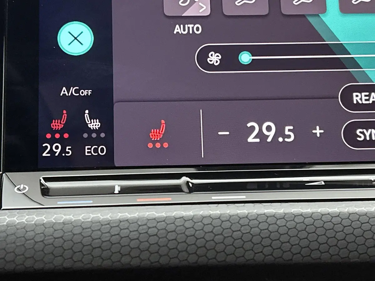 1.4 eHybrid GTE | 245 PK | SoH ... | Stoel en Stuurwielverwarming | Head-Up Display | Digital Cockpit | Parkeercamera | Park Assist | App Connect / Android Auto