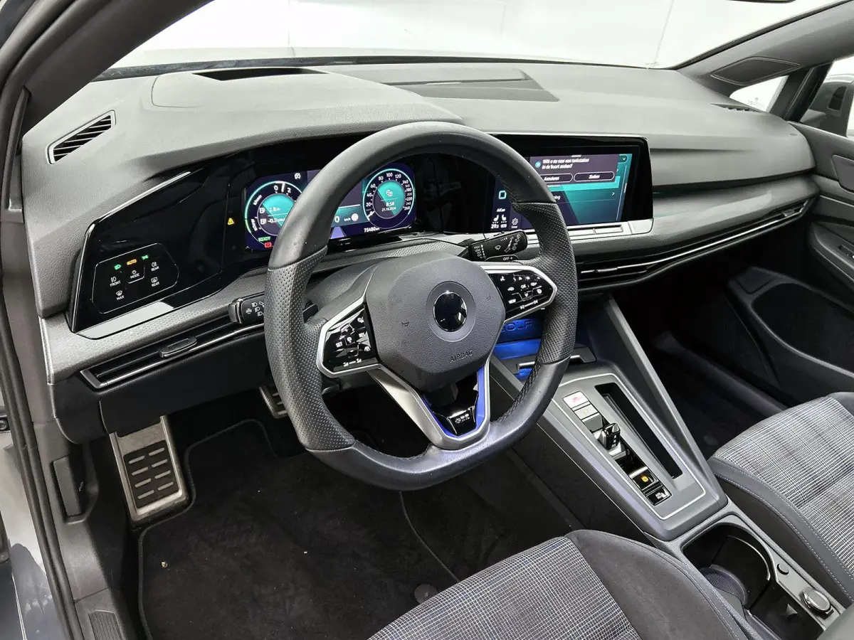 1.4 eHybrid GTE | 245 PK | SoH ... | Stoel en Stuurwielverwarming | Head-Up Display | Digital Cockpit | Parkeercamera | Park Assist | App Connect / Android Auto