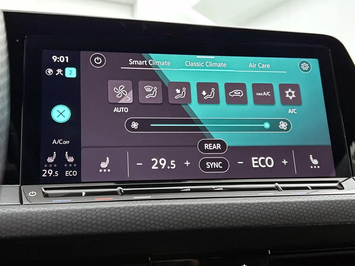 1.4 eHybrid GTE | 245 PK | SoH ... | Stoel en Stuurwielverwarming | Head-Up Display | Digital Cockpit | Parkeercamera | Park Assist | App Connect / Android Auto