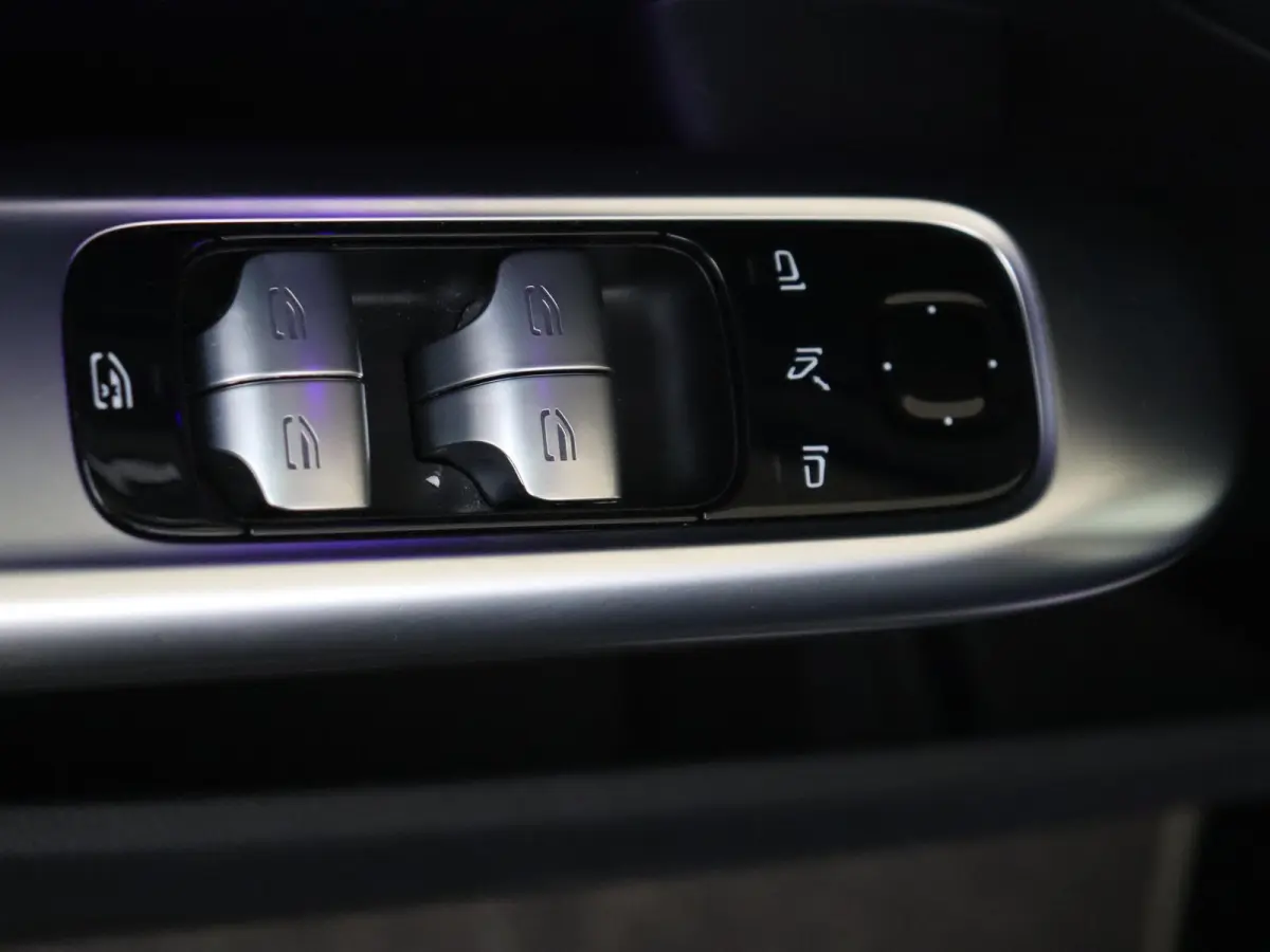 180 AMG Line /Digital light /360 Camera /Augmented reality