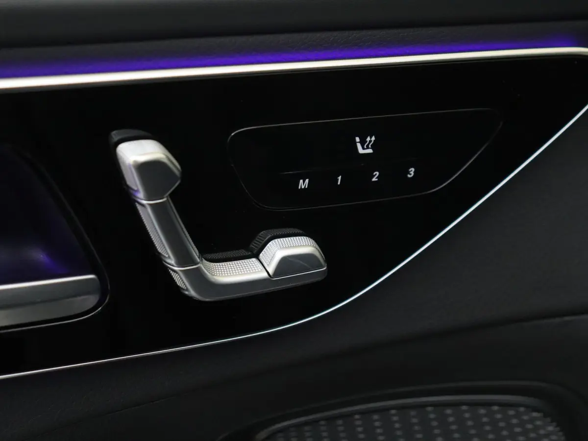 180 AMG Line /Digital light /360 Camera /Augmented reality