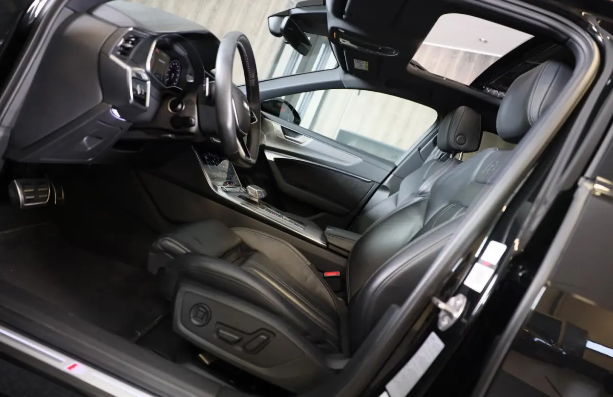 55 TFSI E Quattro Competition / Leder / CC / Memory / Elek Stoelen / Virtual Cockpit / Lane Assist / F1 / Camera